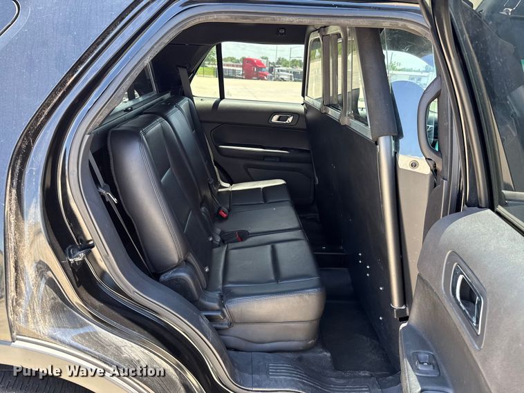 image for item ET6331 2015 Ford Explorer Police Interceptor 