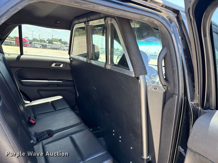 image for item ET6331 2015 Ford Explorer Police Interceptor 