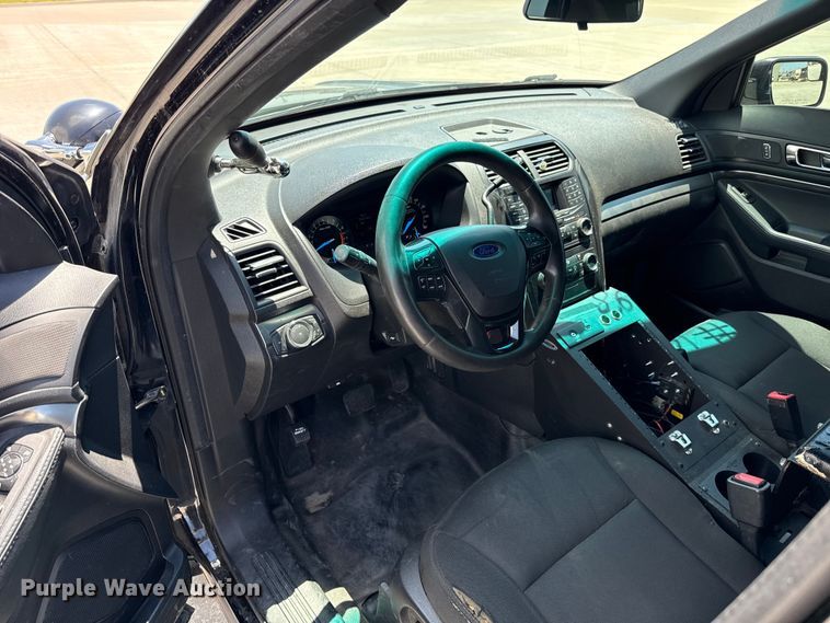 image for item ET6332 2016 Ford Explorer Police Interceptor SUV