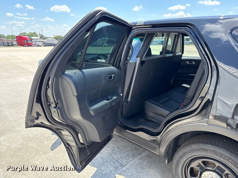 image for item ET6332 2016 Ford Explorer Police Interceptor SUV