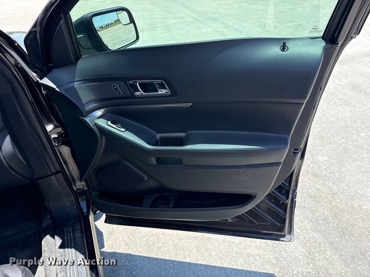 image for item ET6332 2016 Ford Explorer Police Interceptor SUV