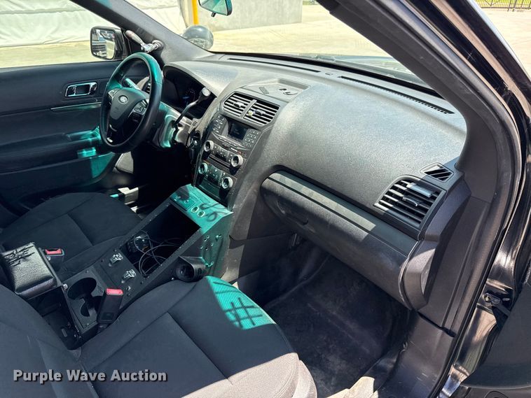 image for item ET6332 2016 Ford Explorer Police Interceptor SUV