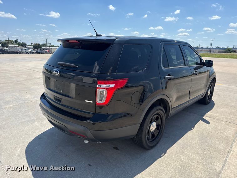 image for item ET6333 2015 Ford Explorer Police Interceptor SUV