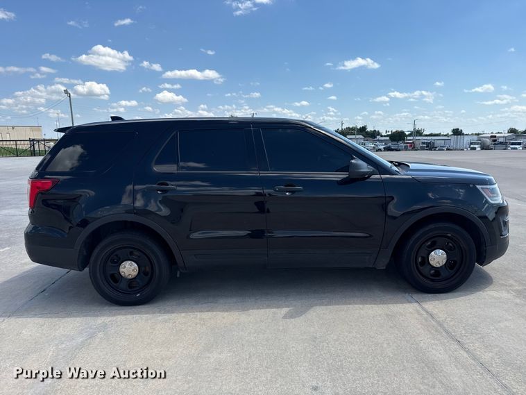 image for item ET6334 2016 Ford Explorer Police Interceptor SUV