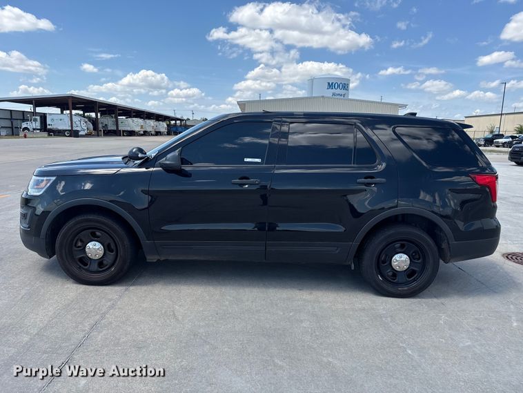 image for item ET6334 2016 Ford Explorer Police Interceptor SUV
