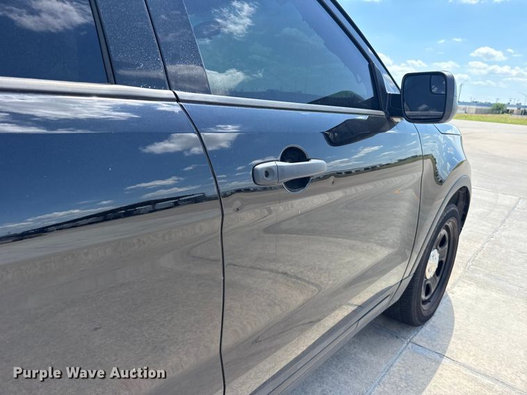 image for item ET6334 2016 Ford Explorer Police Interceptor SUV