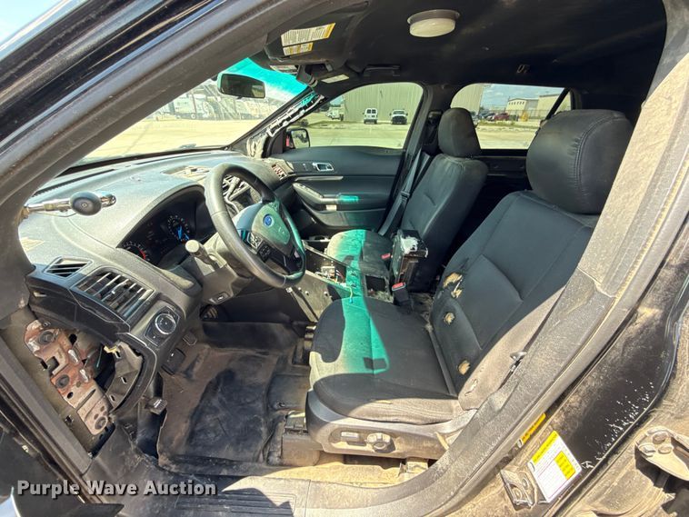image for item ET6334 2016 Ford Explorer Police Interceptor SUV
