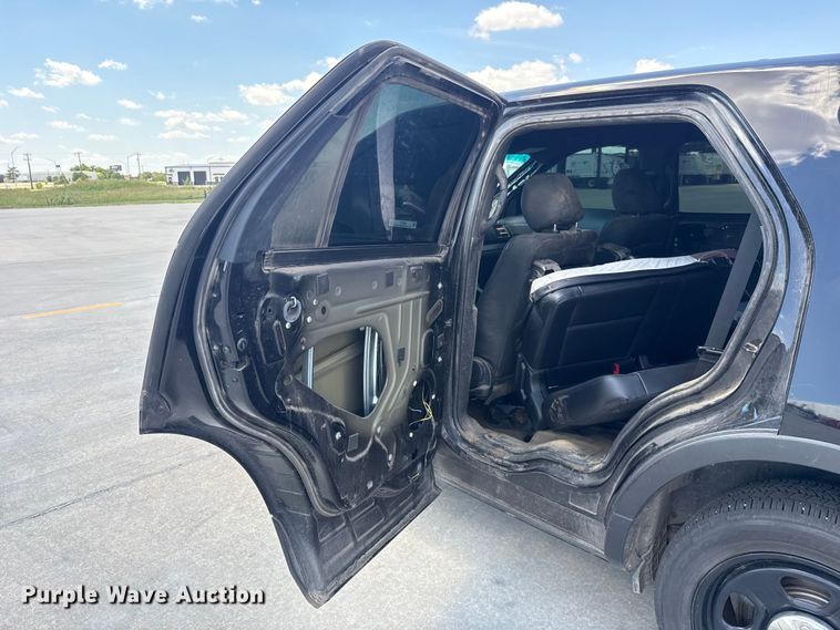 image for item ET6334 2016 Ford Explorer Police Interceptor SUV