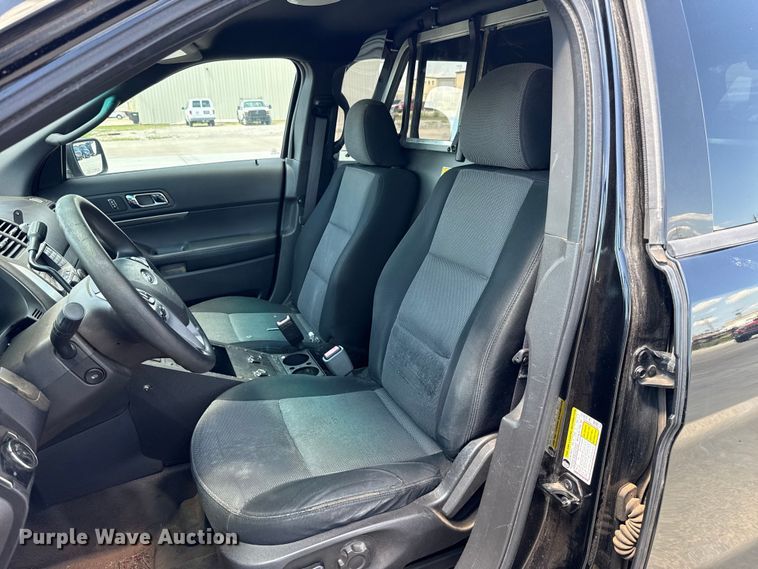 image for item ET6335 2013 Ford Explorer Police Interceptor SUV
