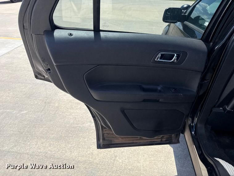 image for item ET6335 2013 Ford Explorer Police Interceptor SUV