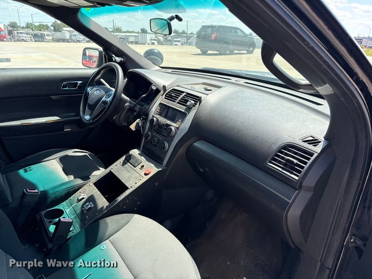 image for item ET6335 2013 Ford Explorer Police Interceptor SUV
