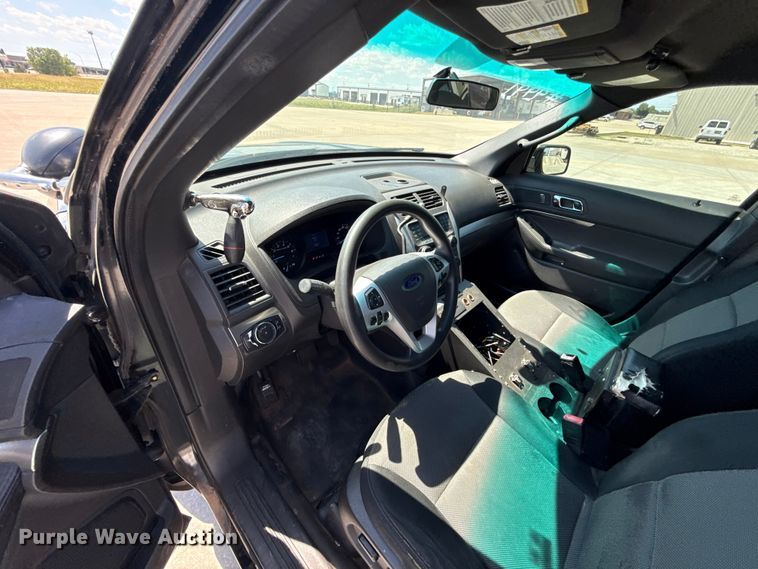 image for item ET6336 2015 Ford Explorer Police Interceptor SUV