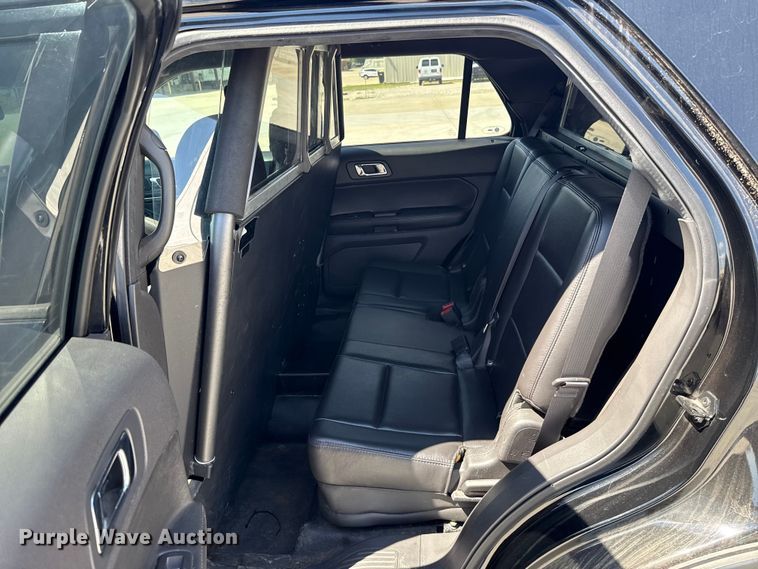 image for item ET6336 2015 Ford Explorer Police Interceptor SUV