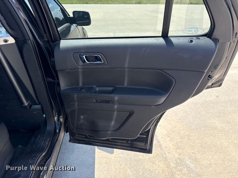 image for item ET6336 2015 Ford Explorer Police Interceptor SUV