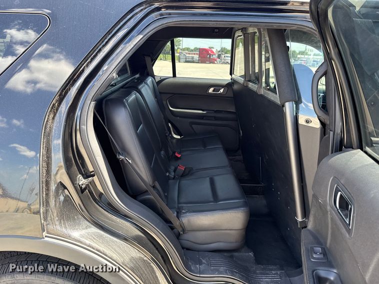 image for item ET6336 2015 Ford Explorer Police Interceptor SUV