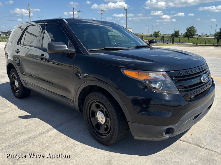 image for item ET6337 2015 Ford Explorer Police Interceptor SUV