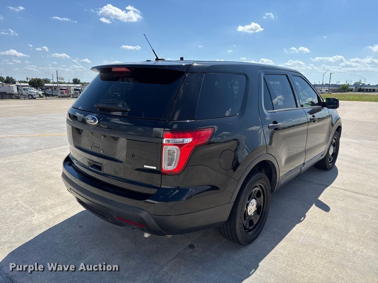image for item ET6337 2015 Ford Explorer Police Interceptor SUV
