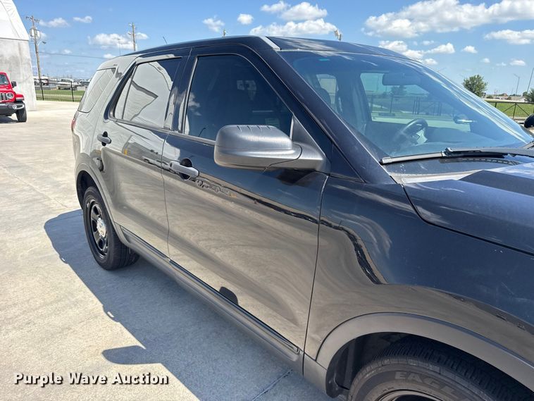 image for item ET6337 2015 Ford Explorer Police Interceptor SUV