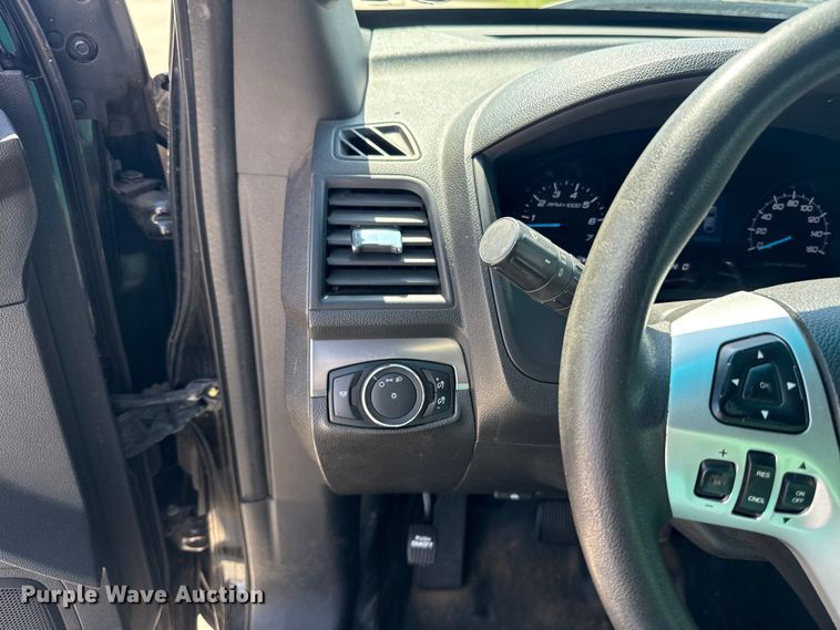 image for item ET6337 2015 Ford Explorer Police Interceptor SUV