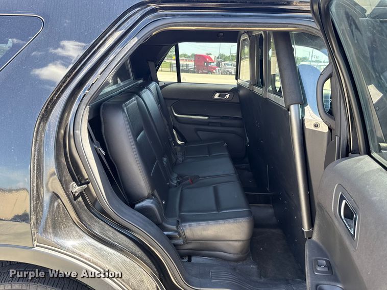 image for item ET6337 2015 Ford Explorer Police Interceptor SUV