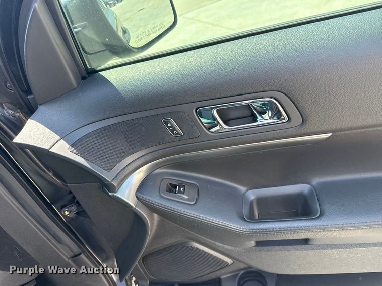 image for item ET6337 2015 Ford Explorer Police Interceptor SUV