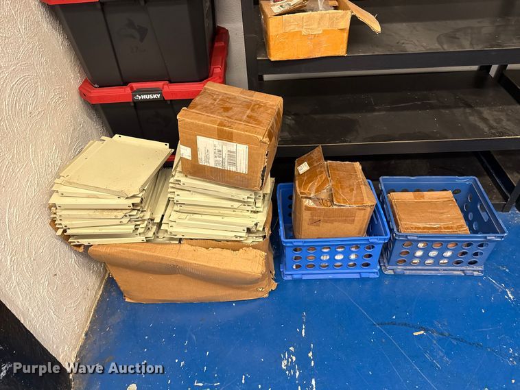 image for item ET6348 Approximately 50 lockers