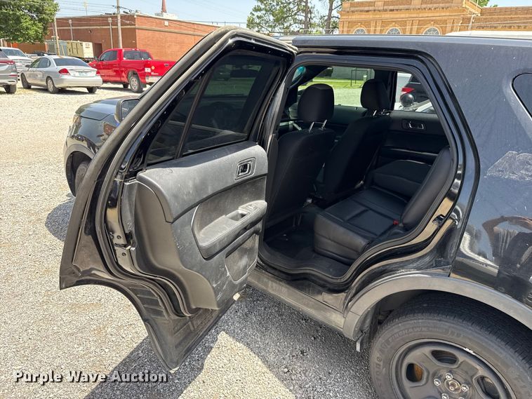 image for item ET6401 2014 Ford Explorer Police Interceptor SUV