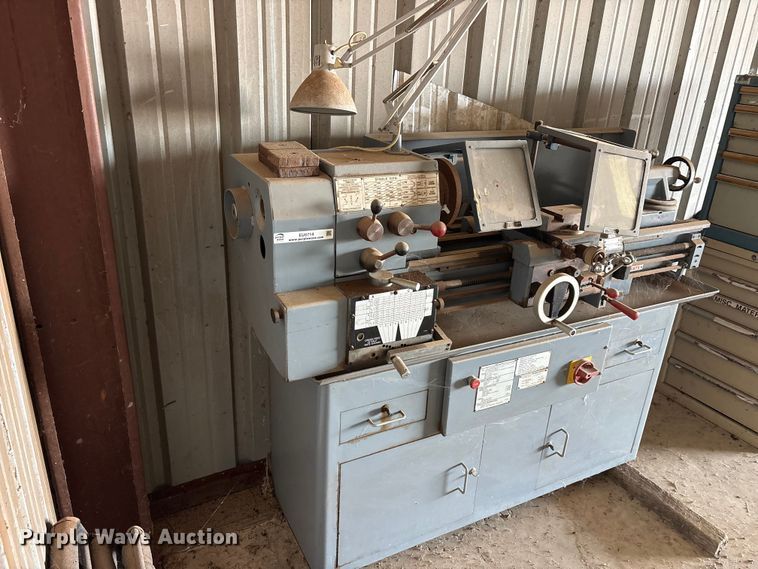 image for item EU5714 1992 Standard modern 1334 lathe