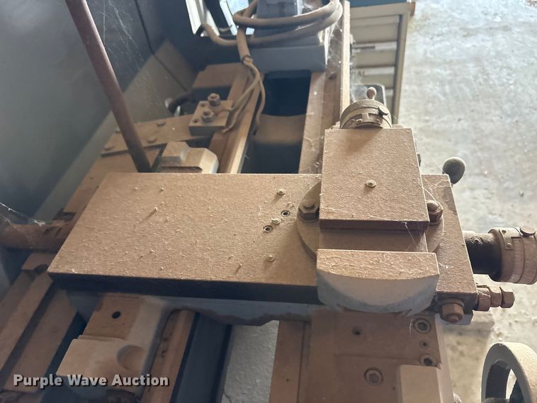 image for item EU5714 1992 Standard modern 1334 lathe
