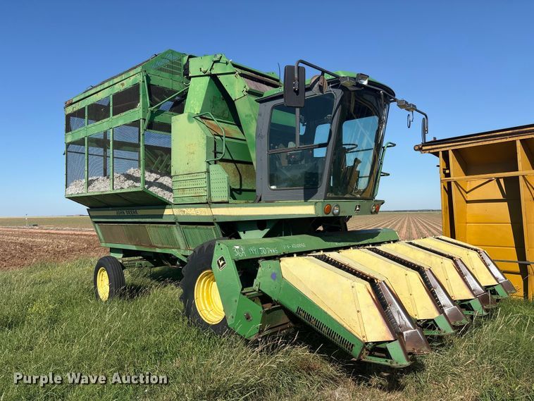 image for item EU5718 1991 John Deere 7445 cotton stripper