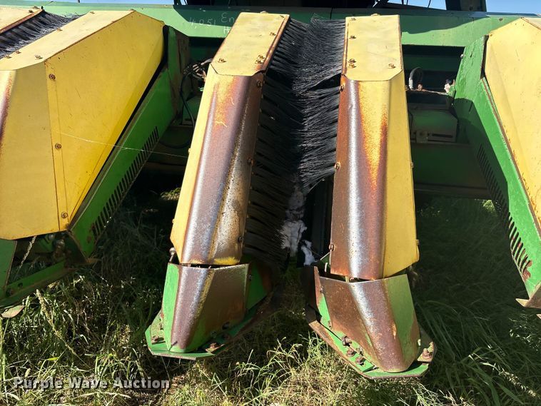 image for item EU5718 1991 John Deere 7445 cotton stripper