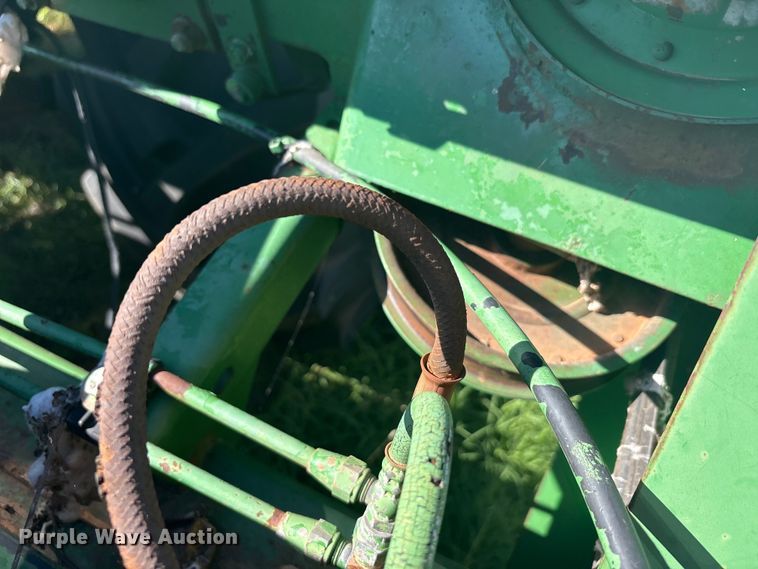 image for item EU5718 1991 John Deere 7445 cotton stripper