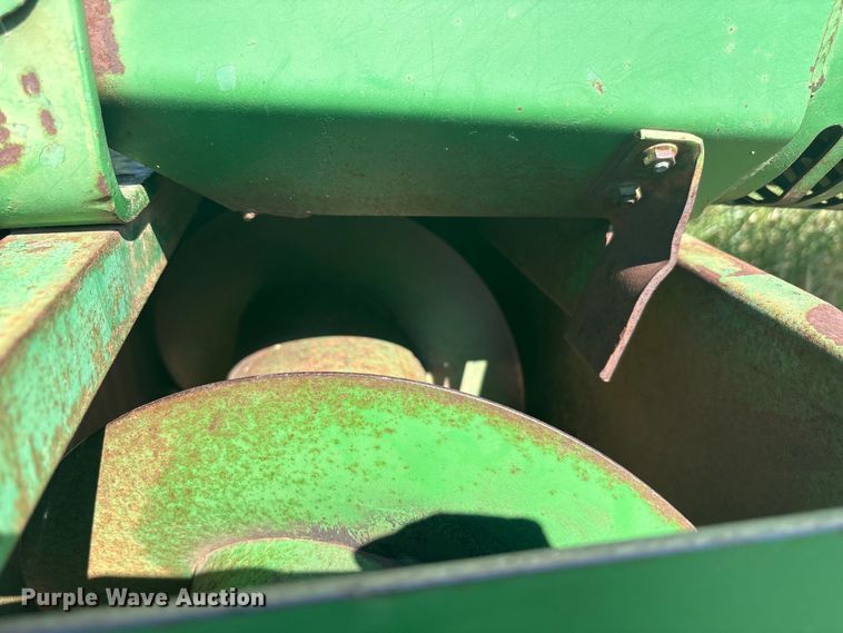 image for item EU5718 1991 John Deere 7445 cotton stripper