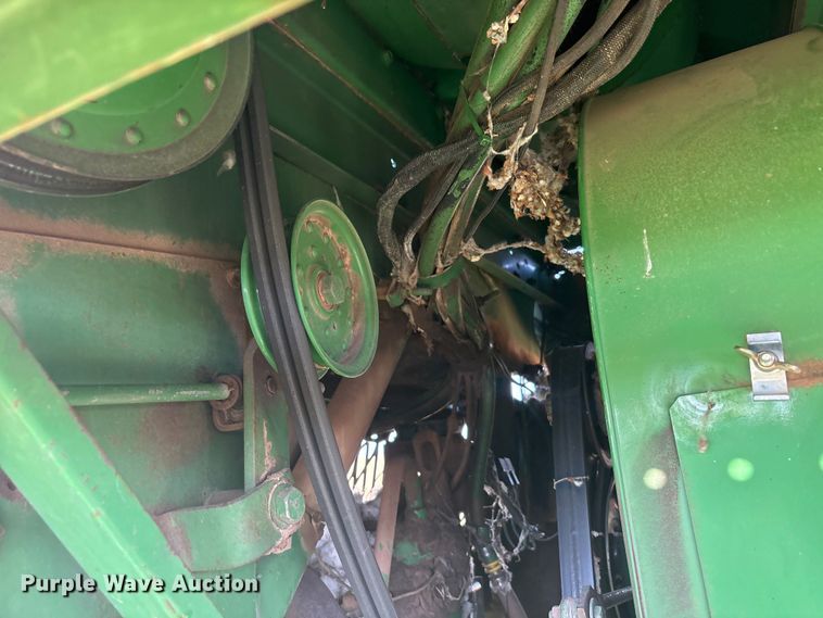 image for item EU5718 1991 John Deere 7445 cotton stripper