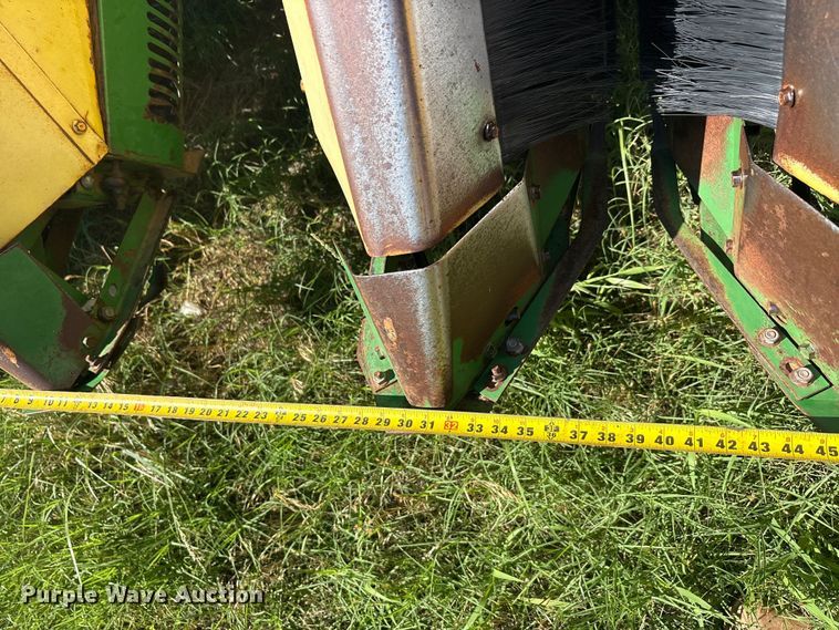 image for item EU5718 1991 John Deere 7445 cotton stripper