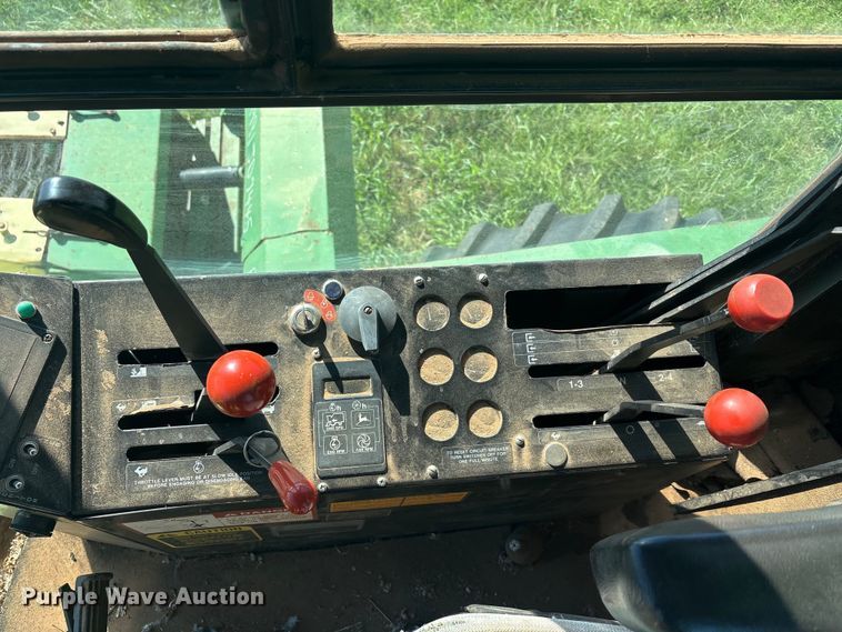 image for item EU5718 1991 John Deere 7445 cotton stripper