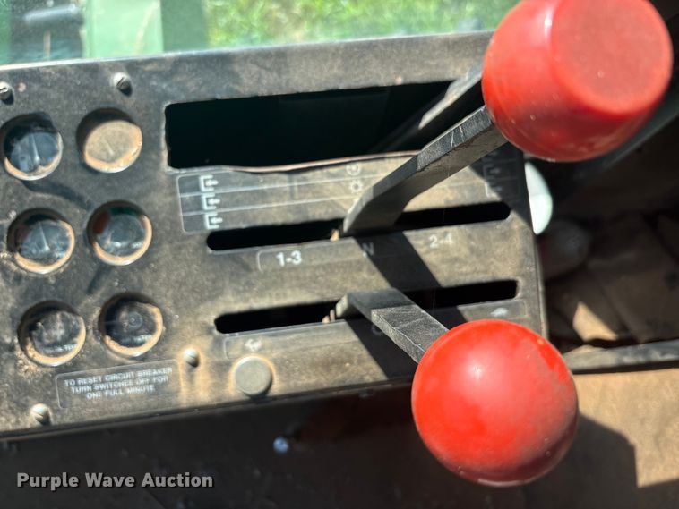 image for item EU5718 1991 John Deere 7445 cotton stripper