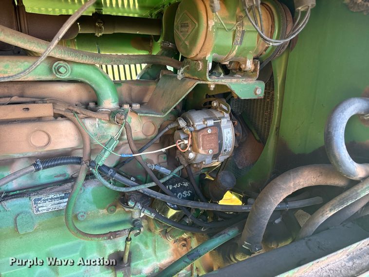 image for item EU5718 1991 John Deere 7445 cotton stripper