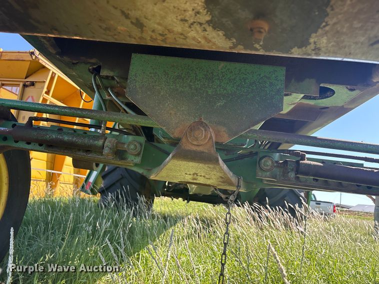 image for item EU5718 1991 John Deere 7445 cotton stripper