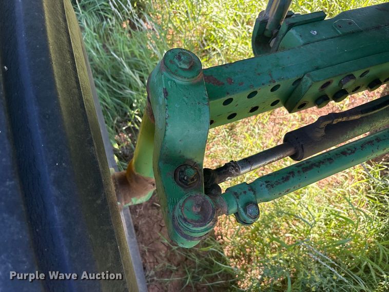 image for item EU5718 1991 John Deere 7445 cotton stripper