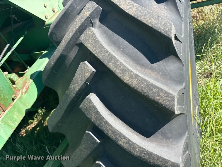 image for item EU5718 1991 John Deere 7445 cotton stripper