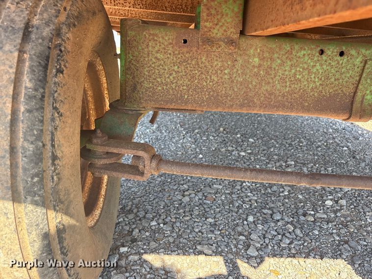 image for item EU5720 Cotton trailer