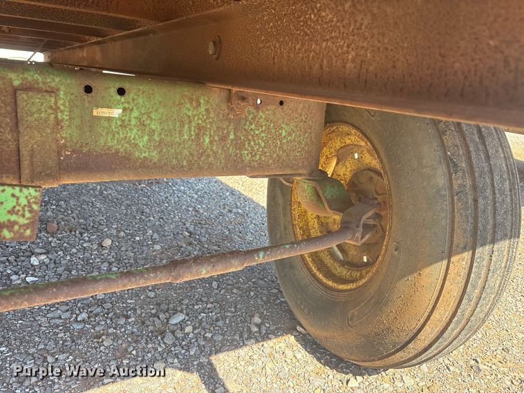 image for item EU5721 Cotton trailer