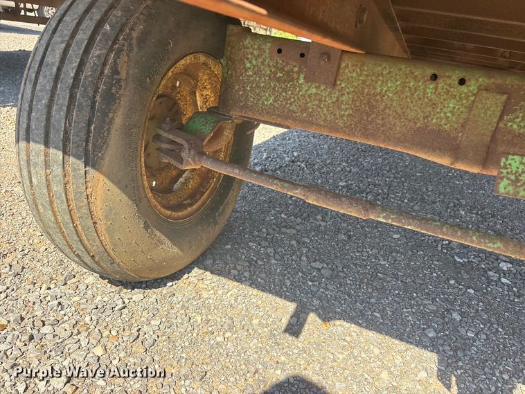 image for item EU5721 Cotton trailer