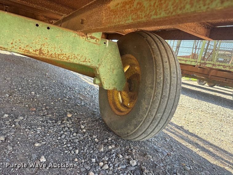 image for item EU5722 Cotton trailer