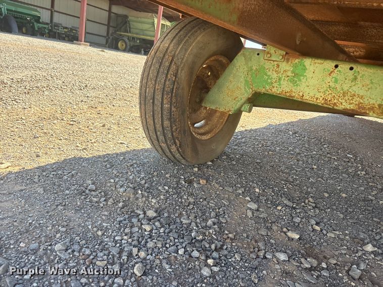 image for item EU5722 Cotton trailer