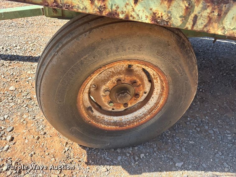 image for item EU5722 Cotton trailer