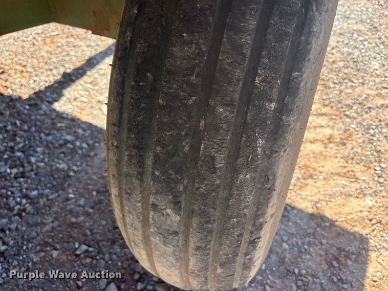 image for item EU5722 Cotton trailer