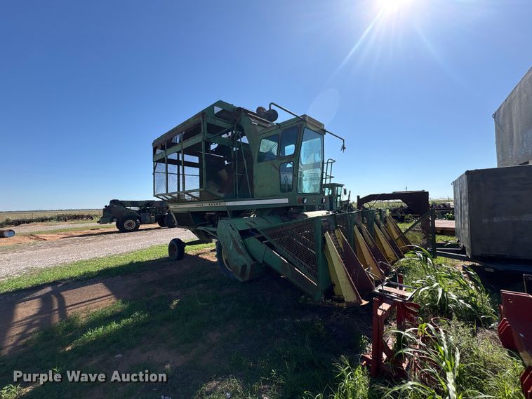 image for item EU5723 John Deere 484 cotton stripper