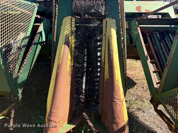 image for item EU5723 John Deere 484 cotton stripper